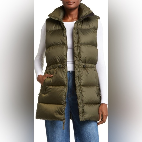 Essence 600 Fill Power Down VestHelly Hansen